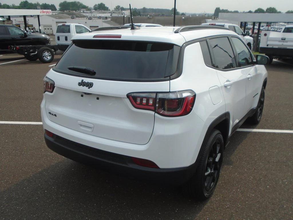 new 2025 Jeep Compass car, priced at $28,401
