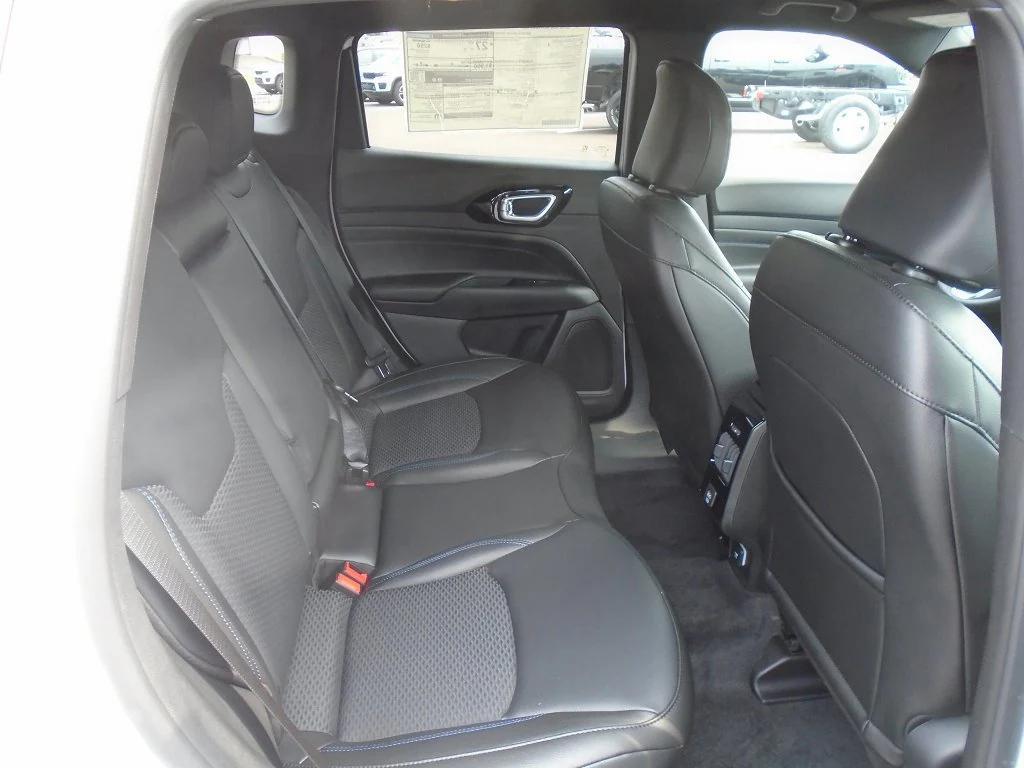 new 2025 Jeep Compass car, priced at $28,401