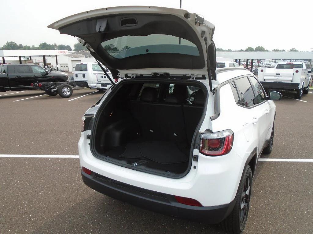 new 2025 Jeep Compass car, priced at $28,401