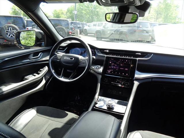 used 2022 Jeep Grand Cherokee car, priced at $33,390