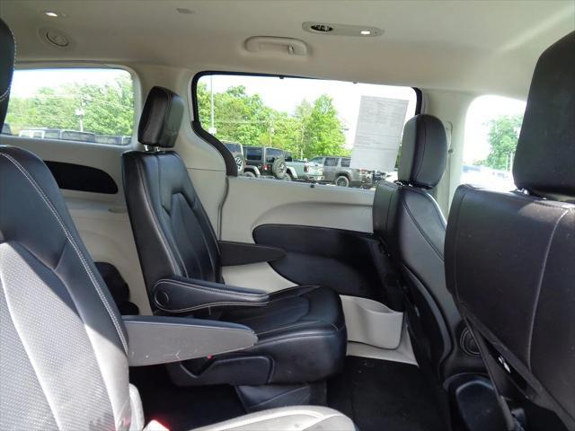used 2023 Chrysler Pacifica car, priced at $24,690