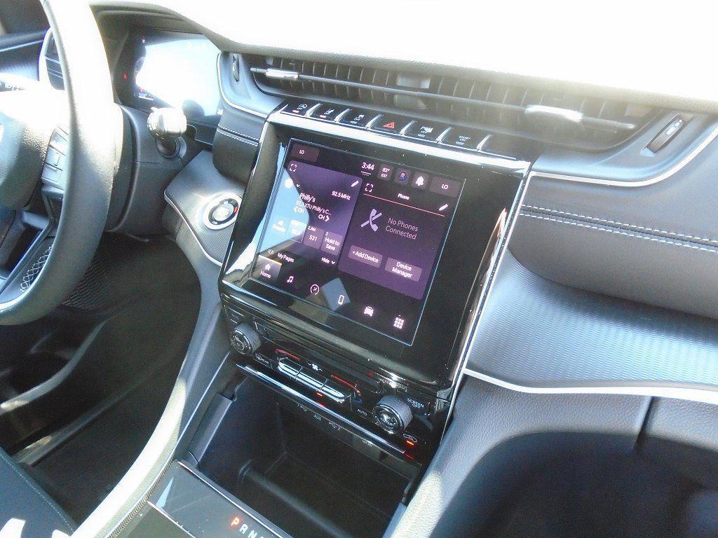new 2025 Jeep Grand Cherokee L car, priced at $40,438