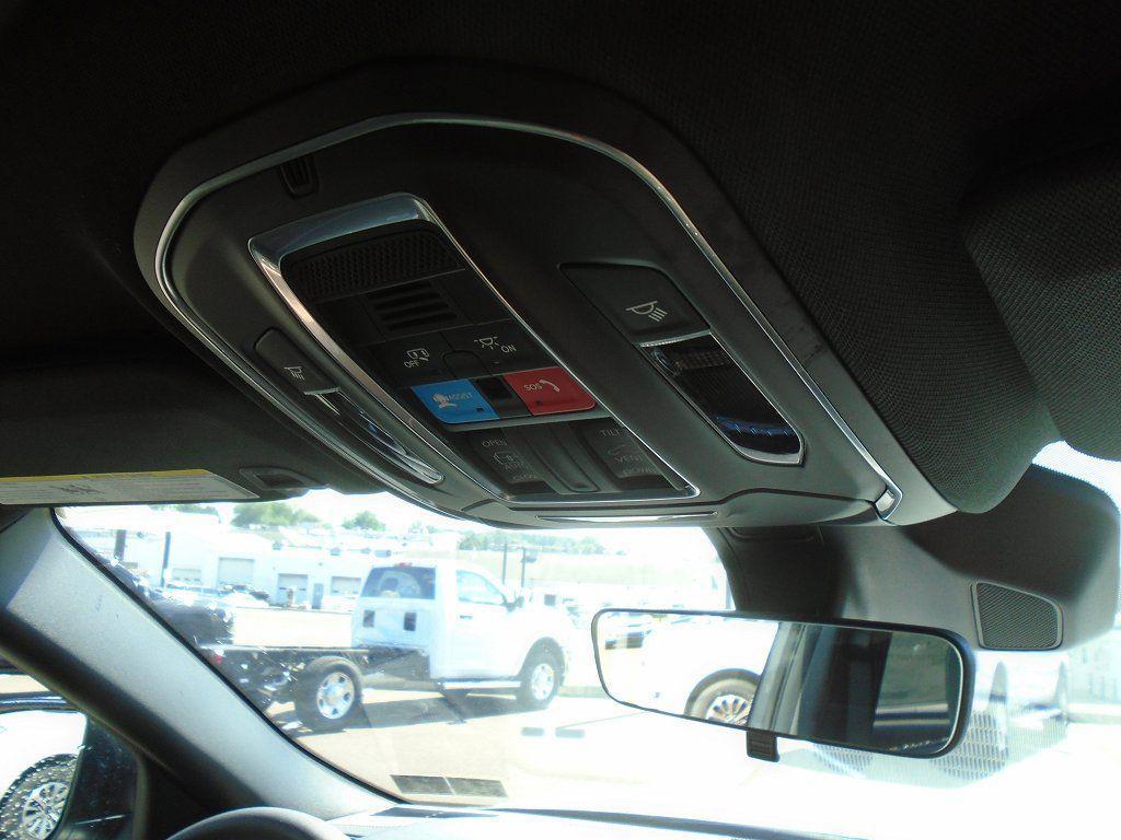 new 2025 Jeep Grand Cherokee L car, priced at $40,438