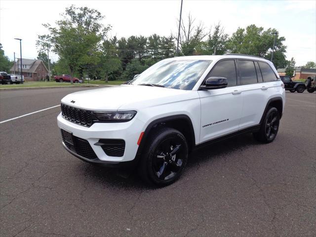used 2023 Jeep Grand Cherokee car, priced at $36,790