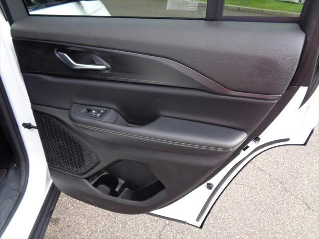 used 2023 Jeep Grand Cherokee car, priced at $36,790