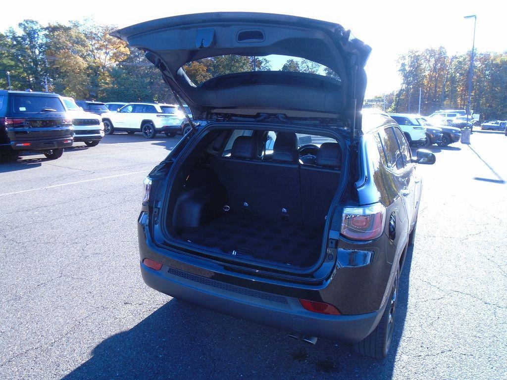 used 2022 Jeep Compass car, priced at $22,990