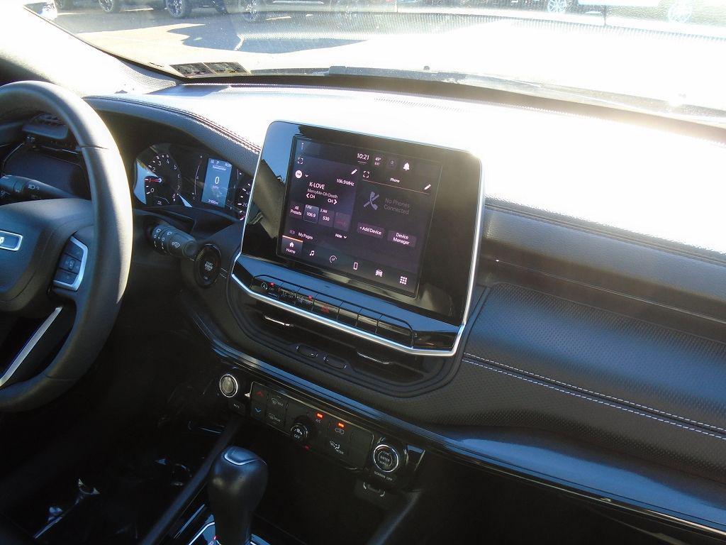 used 2022 Jeep Compass car, priced at $22,990