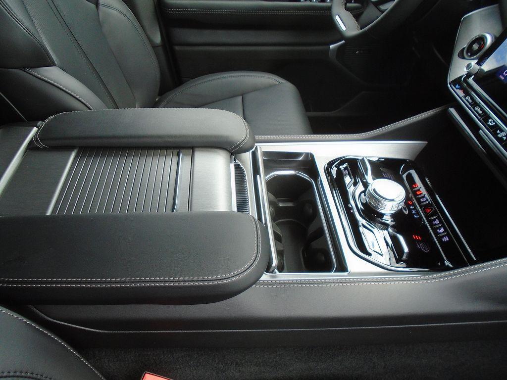 new 2025 Jeep Wagoneer car, priced at $69,922
