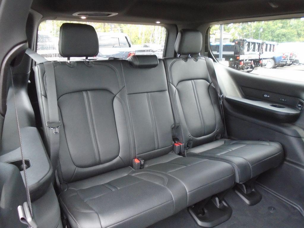 new 2025 Jeep Wagoneer car, priced at $69,922