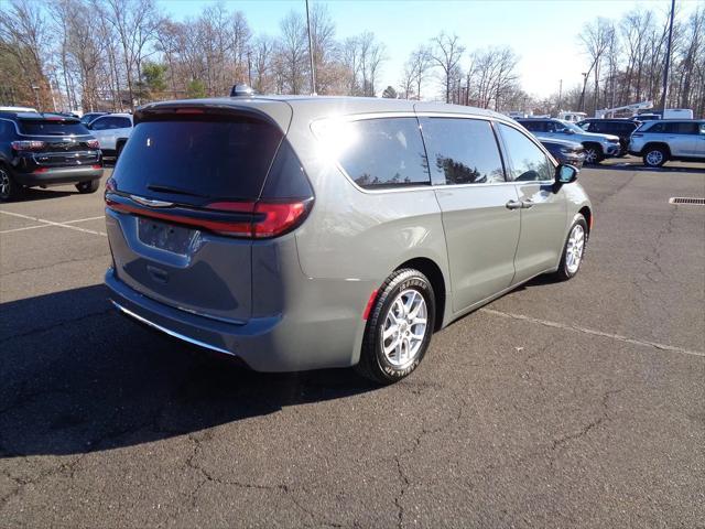 used 2023 Chrysler Pacifica car, priced at $25,995