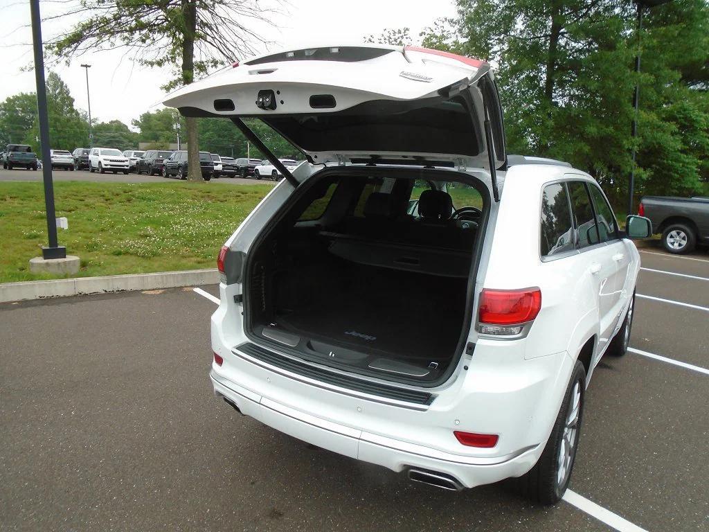 used 2021 Jeep Grand Cherokee car, priced at $27,999