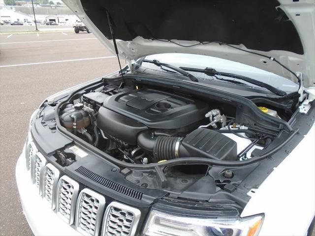 used 2021 Jeep Grand Cherokee car, priced at $28,790