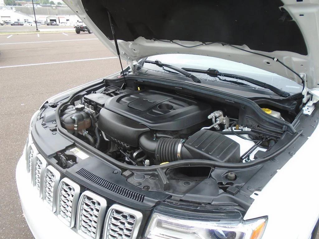 used 2021 Jeep Grand Cherokee car, priced at $27,999