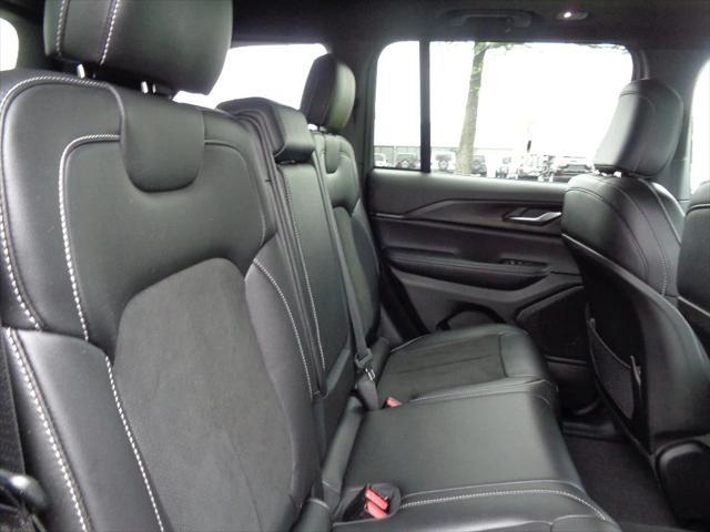 used 2023 Jeep Grand Cherokee car, priced at $37,990