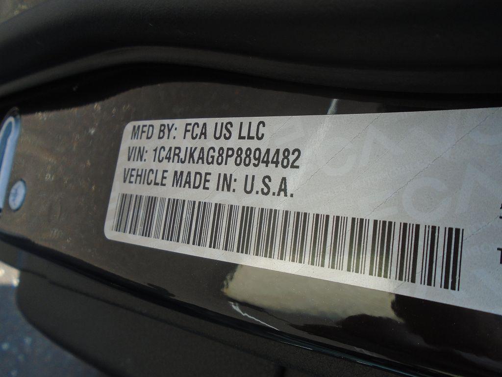 used 2023 Jeep Grand Cherokee L car, priced at $28,995