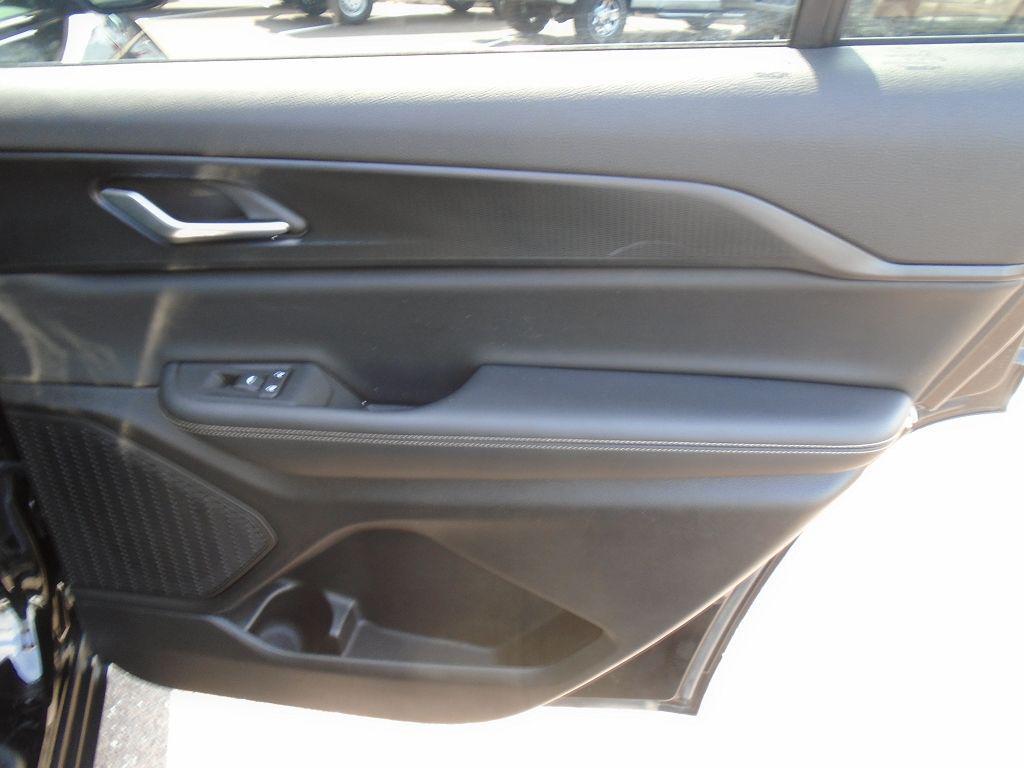 used 2023 Jeep Grand Cherokee L car, priced at $28,995