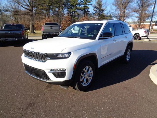 used 2024 Jeep Grand Cherokee car, priced at $39,790