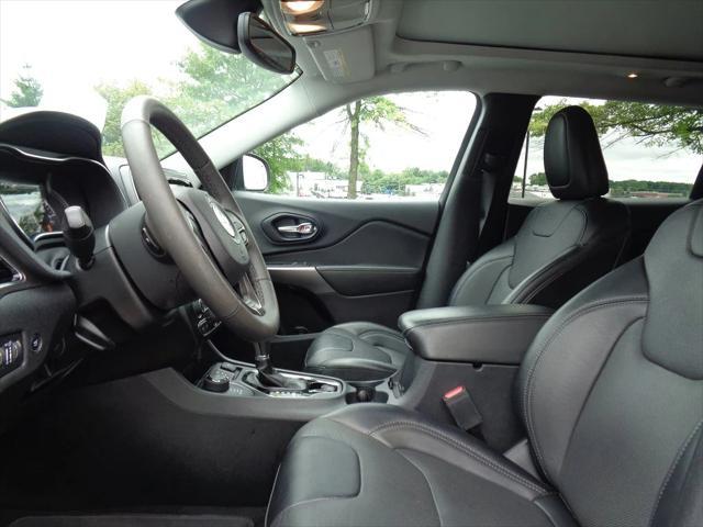 used 2022 Jeep Cherokee car, priced at $25,915