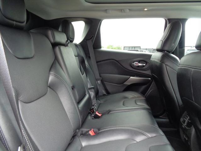 used 2022 Jeep Cherokee car, priced at $25,915