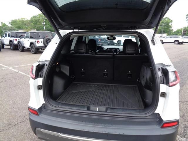 used 2022 Jeep Cherokee car, priced at $25,915