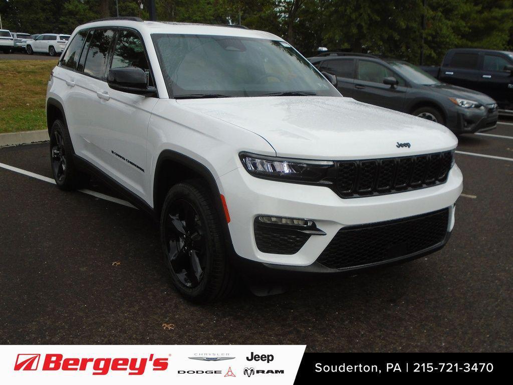 new 2025 Jeep Grand Cherokee car, priced at $48,211