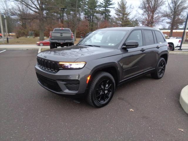 used 2024 Jeep Grand Cherokee car, priced at $40,490