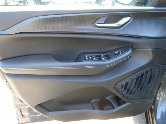 new 2025 Jeep Grand Cherokee L car, priced at $42,151