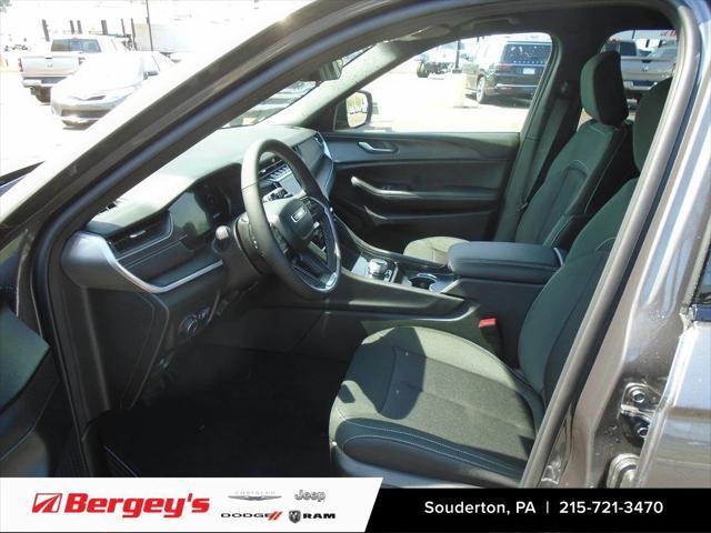 new 2025 Jeep Grand Cherokee L car, priced at $42,068