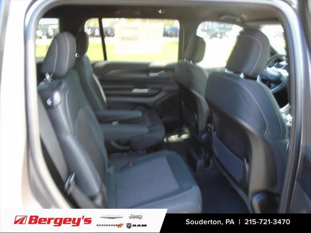 new 2025 Jeep Grand Cherokee L car, priced at $42,068
