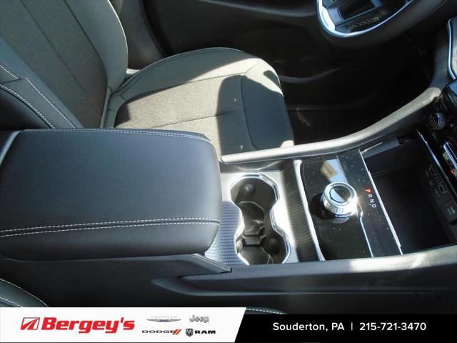new 2025 Jeep Grand Cherokee L car, priced at $42,068