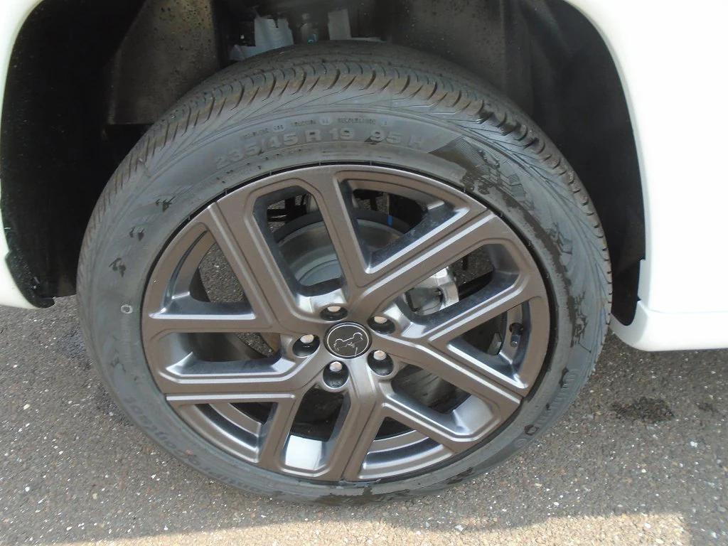 new 2025 Jeep Compass car, priced at $34,782