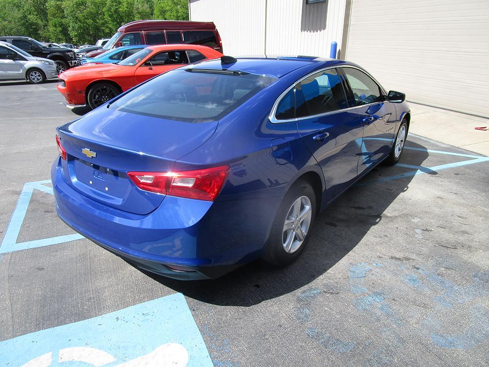 used 2023 Chevrolet Malibu car, priced at $9,900