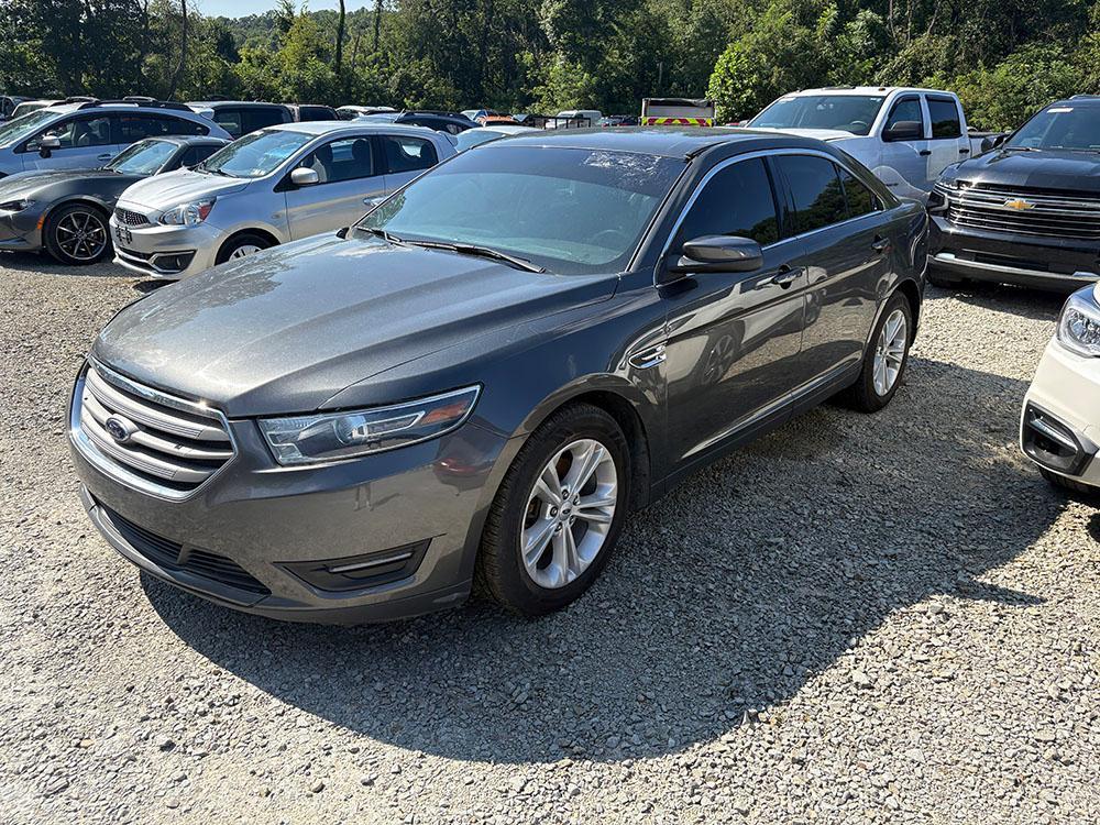used 2016 Ford Taurus car