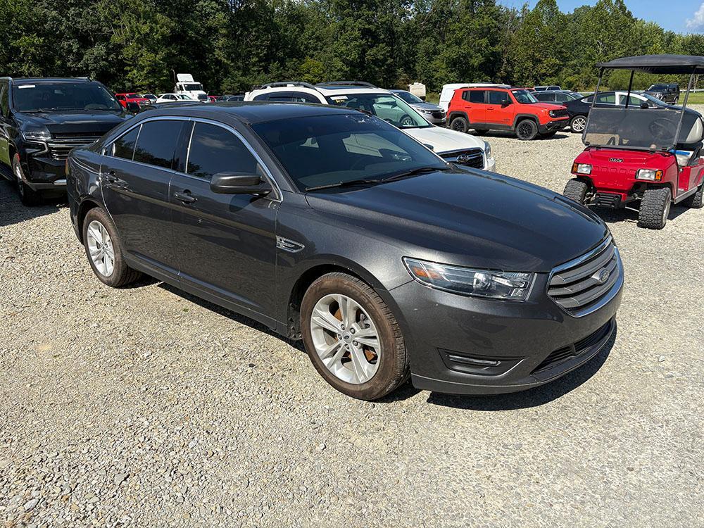 used 2016 Ford Taurus car