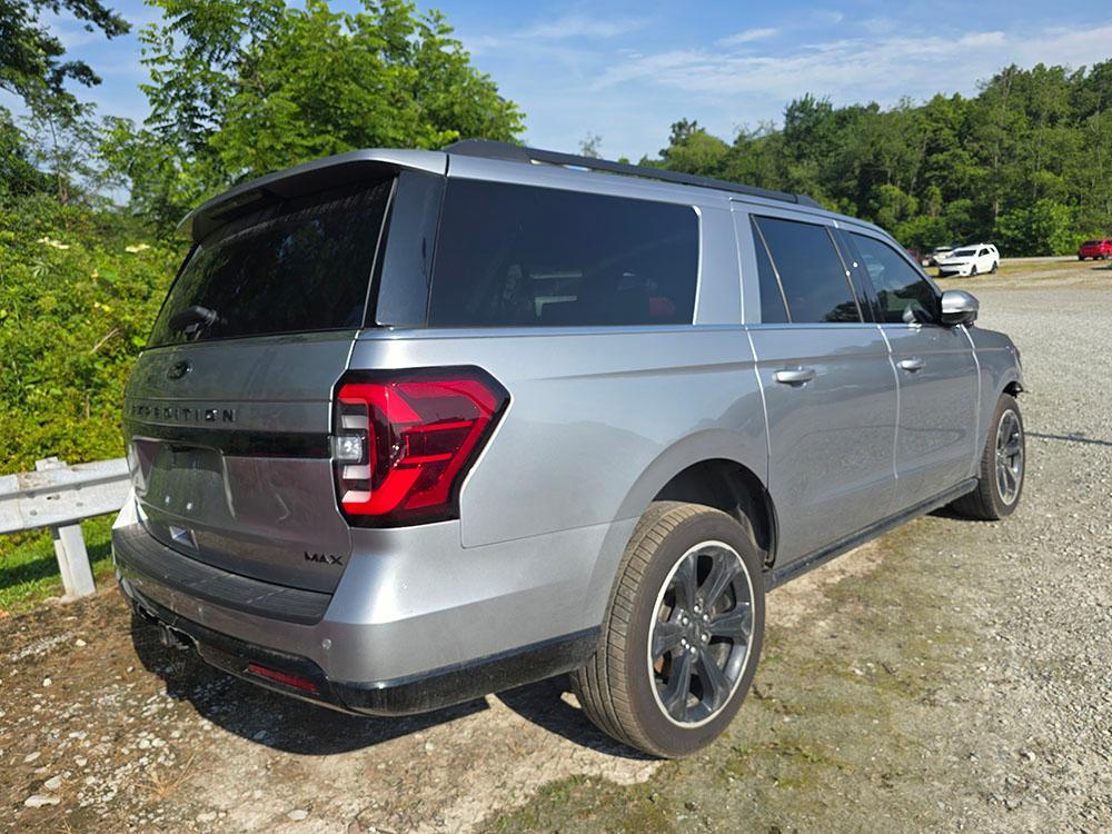 used 2024 Ford Expedition Max car