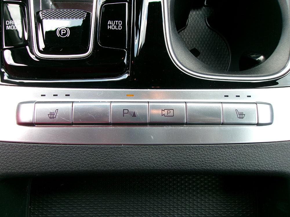 used 2024 Kia Carnival car, priced at $21,900