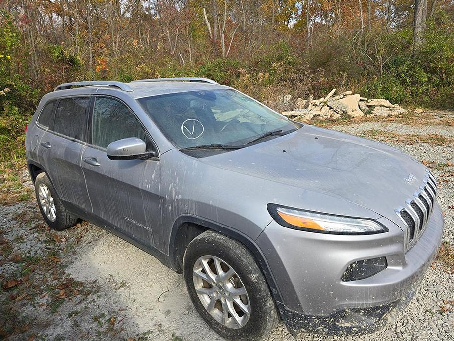 used 2018 Jeep Cherokee car