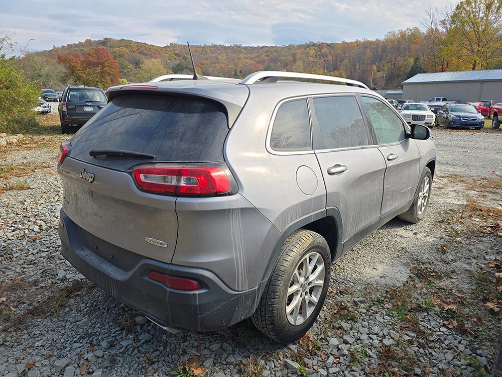 used 2018 Jeep Cherokee car