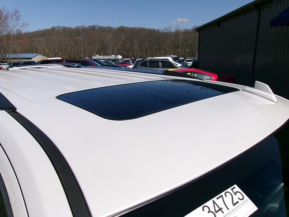 used 2017 GMC Yukon car, priced at $26,700