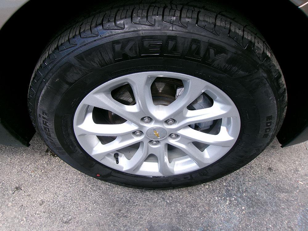 used 2019 Chevrolet Equinox car, priced at $10,900