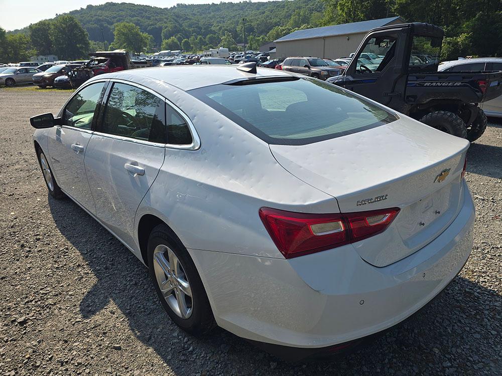 used 2021 Chevrolet Malibu car, priced at $10,400