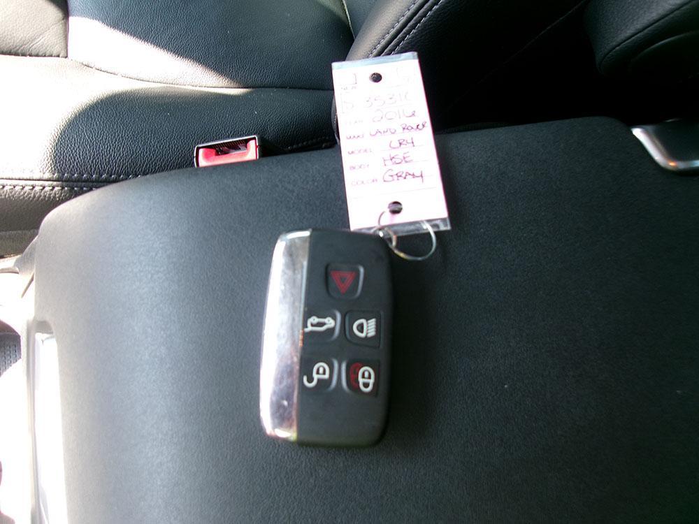 used 2016 Land Rover LR4 car, priced at $9,900