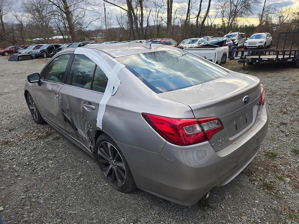 used 2017 Subaru Legacy car