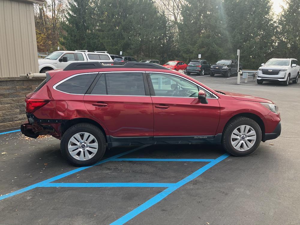 used 2018 Subaru Outback car