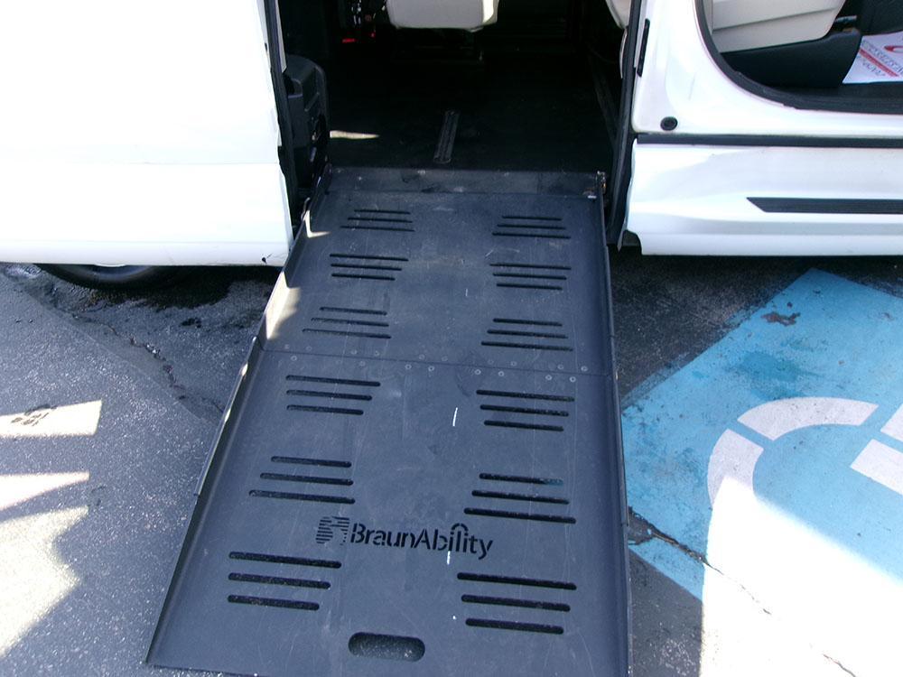 used 2019 Dodge Grand Caravan car