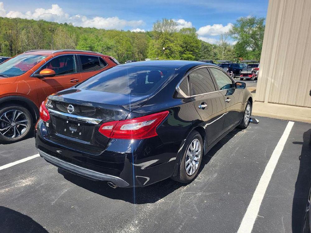 used 2018 Nissan Altima car