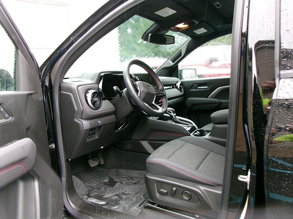 used 2024 Chevrolet Colorado car, priced at $28,700