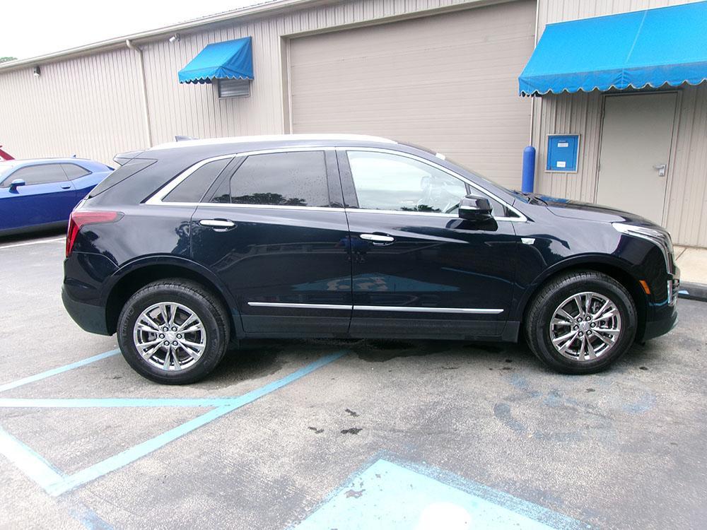 used 2021 Cadillac XT5 car, priced at $23,700
