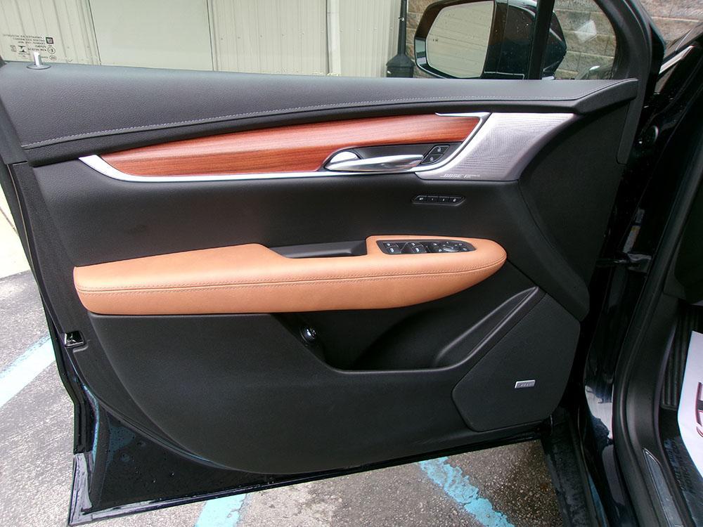 used 2021 Cadillac XT5 car, priced at $23,700