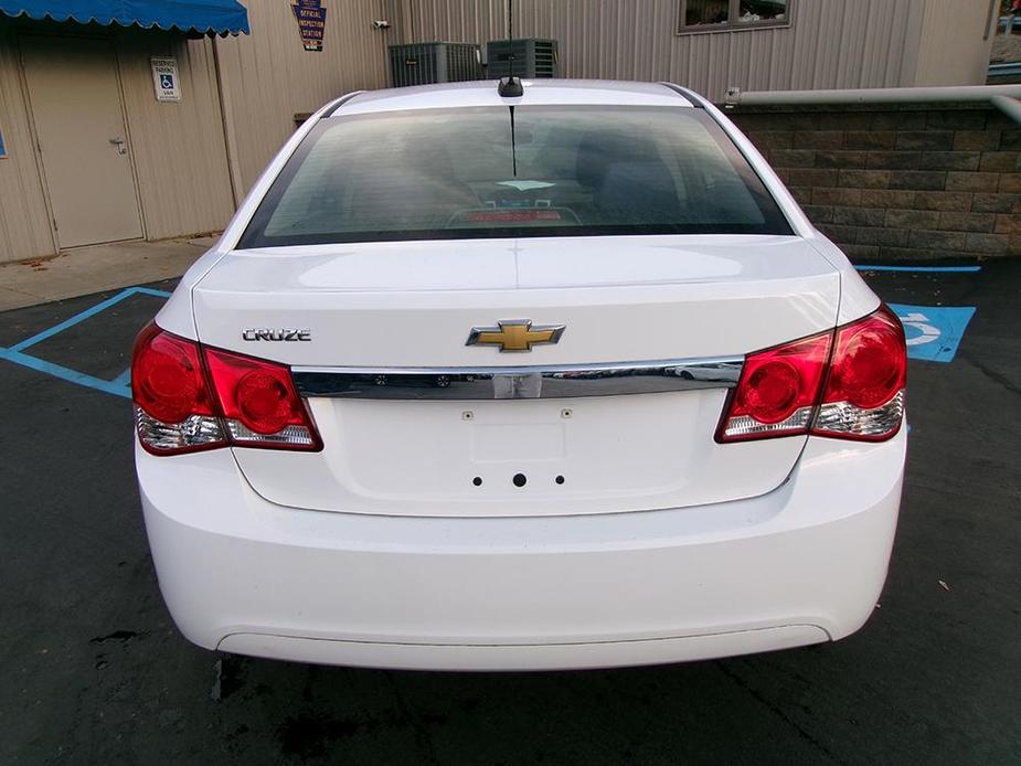 used 2015 Chevrolet Cruze car, priced at $10,500